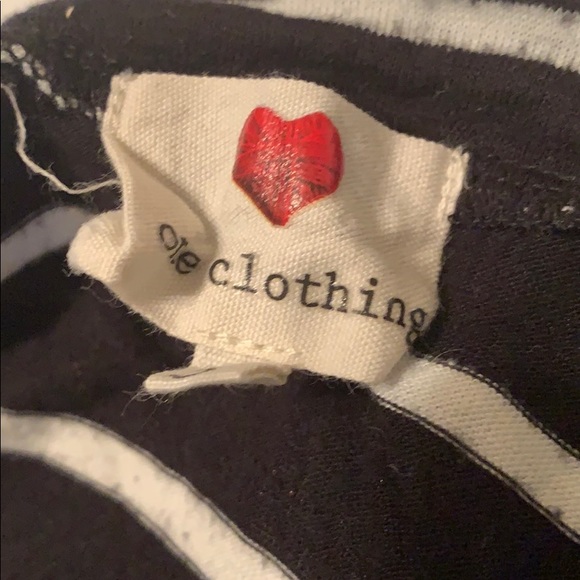 Black/White Striped Top - Picture 3 of 4